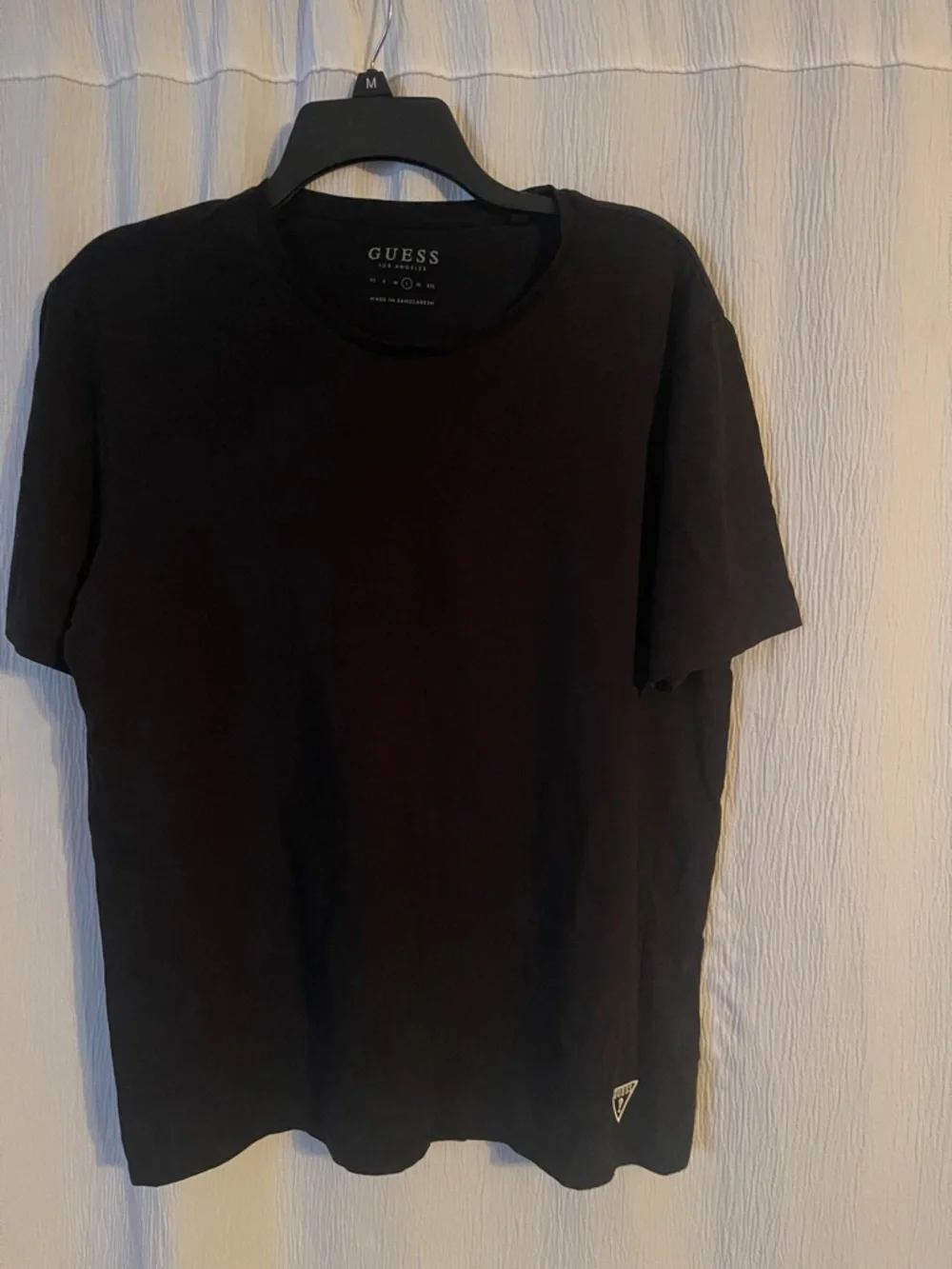 GUESS Black Short Sleeve Crew Neck Tee - Picture 1 of 9